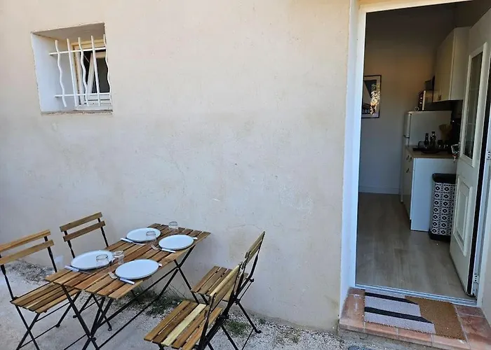 Lejlighed Proche De La *